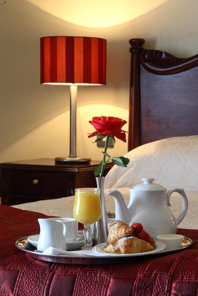 Killarney Riverside Hotel Eksteriør bilde